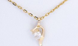Những Mẫu Dây Chuyền 18k Nữ Đẹp Tại APJ