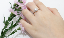 Tại sao đeo nhẫn lại trọng nam tả nữ hữu?
