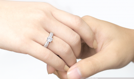Lý do nên chọn nhẫn vàng cầu hôn 18k
