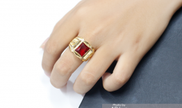 Ý nghĩa nhẫn nam đính đá ruby các màu