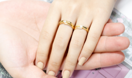 Nhẫn cưới bị chật phải làm sao?