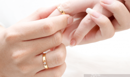 Nhẫn cưới đính đá có ý nghĩa gì?