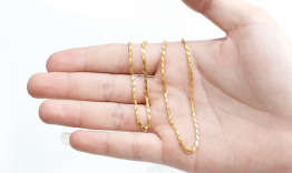 Tổng hợp 4 mẫu dây chuyền nam dễ phối đồ tại APJ