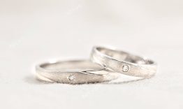 Gợi ý các mẫu nhẫn cưới vàng trắng trong BST Side by Side