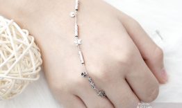 Ý nghĩa của việc tặng lắc tay dành cho bạn gái
