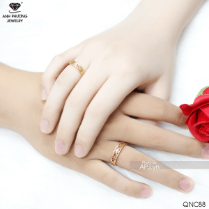 Nhẫn Cưới Vàng Vàng 18K - QNC88